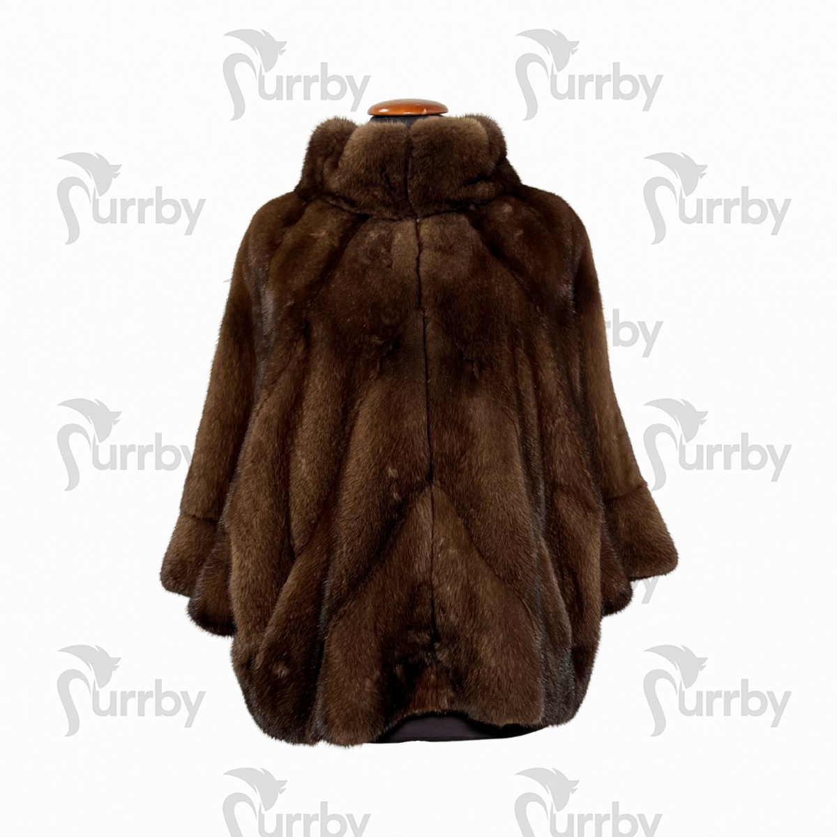 pelliccia Furrby Mantella GAIA in visone vista frontale
